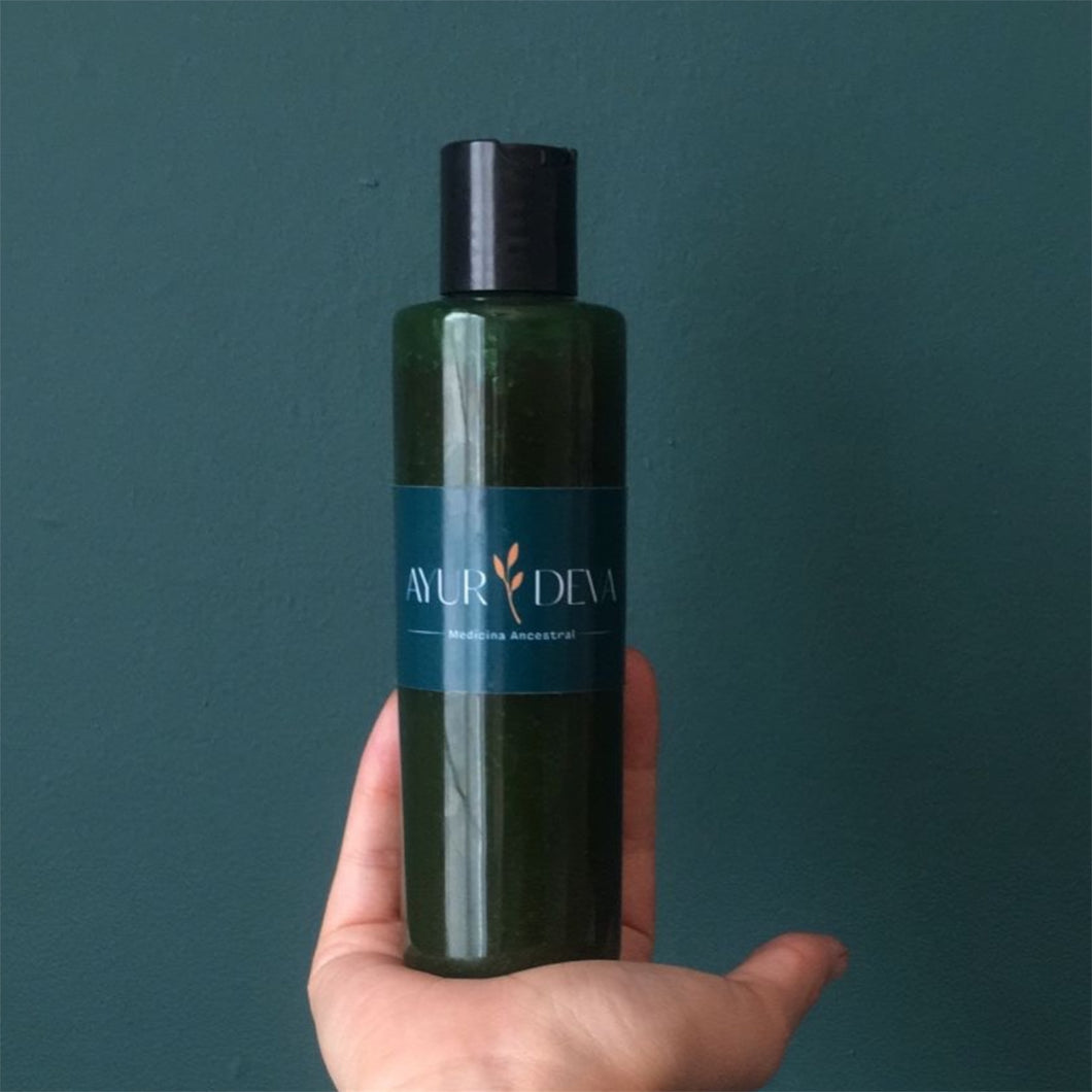 Shampoo herbal ayurvedico
